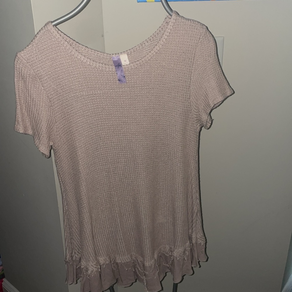Super cute brown:tan top ruffled on the bottom